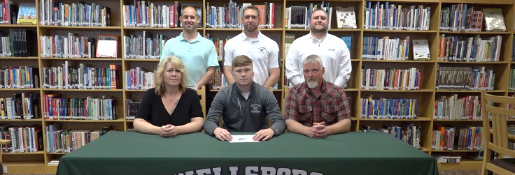 Jones to continue football career